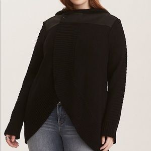 Torrid Hooded Sweater Size 4